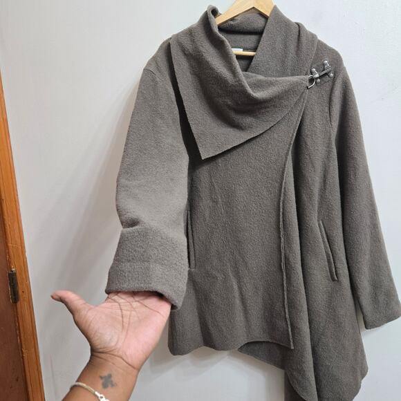 Garnet Hill Women Lagenlook Minimal Boiled Wool Asymmetrical Drape Wrap Coat 10P - Picture 5 of 12